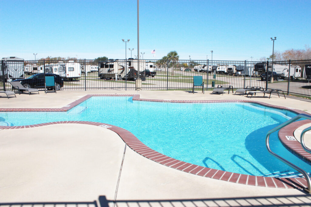 Image of the pool at Port Arthur RV resort